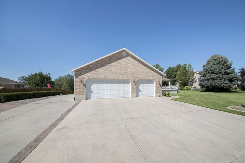 Residential Concrete Driveway
